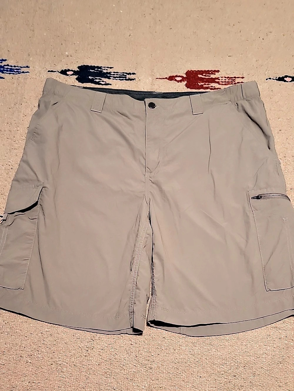 Columbia Mens Activewear Omni Shade Cargo Utility Shorts in Tan Campingcore